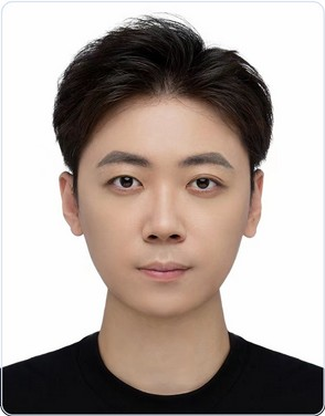 薛泽坤的个人照片